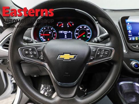 Used 2024 Chevrolet Malibu LT image 10