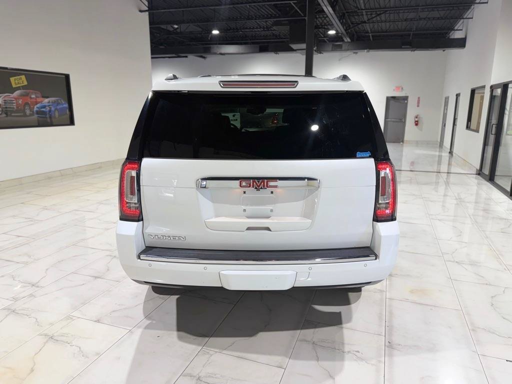 Used 2016 GMC Yukon Denali RWD image 9