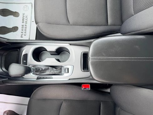 Used 2023 Chevrolet Malibu LT image 23