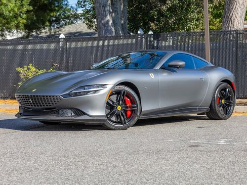 Used 2024 Ferrari Roma image 7