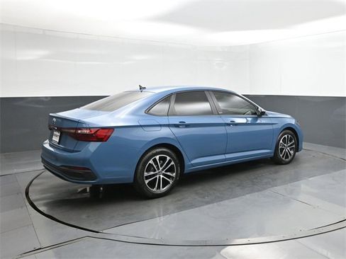 New 2025 Volkswagen Jetta Sport image 11