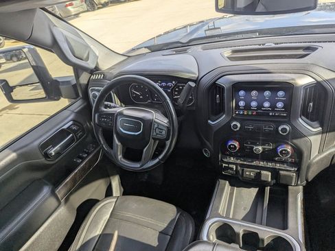 Used 2022 GMC Sierra 2500 Denali image 29