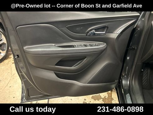 Used 2018 Buick Encore Essence w/ Experience Buick Package AWD/4WD image 15
