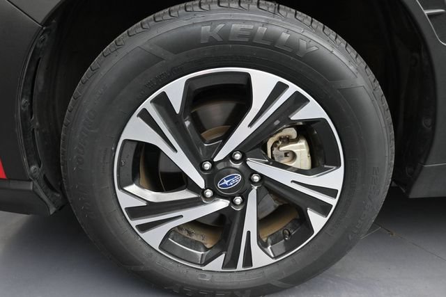 Used 2025 Subaru Crosstrek 2.5i Premium AWD/4WD image 21