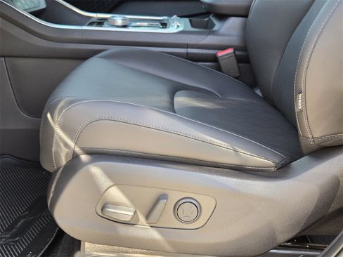 New 2026 Kia Carnival SX image 17