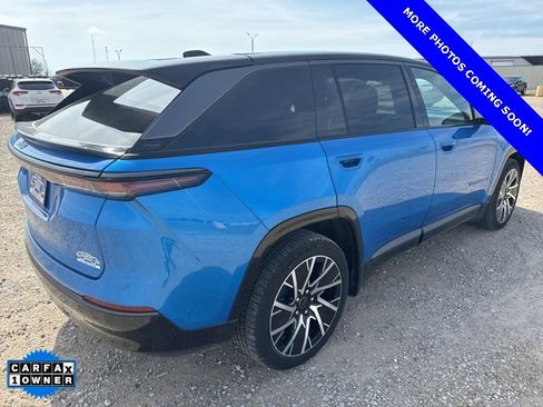 Used 2025 Jeep Wagoneer S Limited image 7