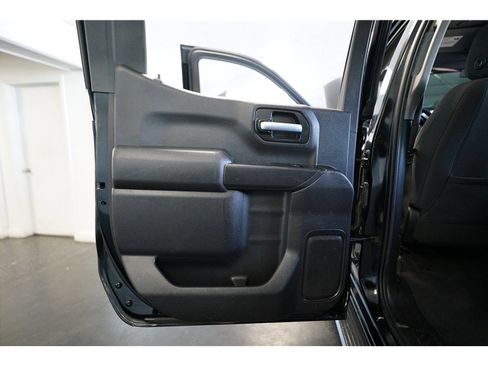 Used 2020 Chevrolet Silverado 1500 LT w/ All-Star Edition image 14