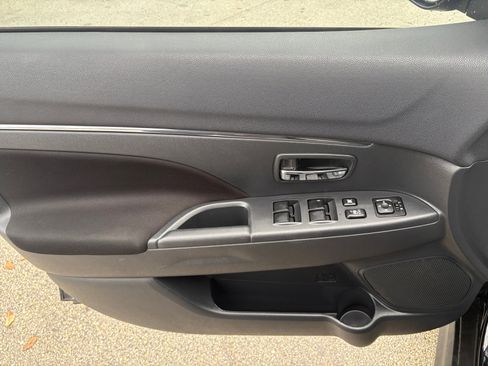 Used 2020 Mitsubishi Outlander Sport ES FWD image 24