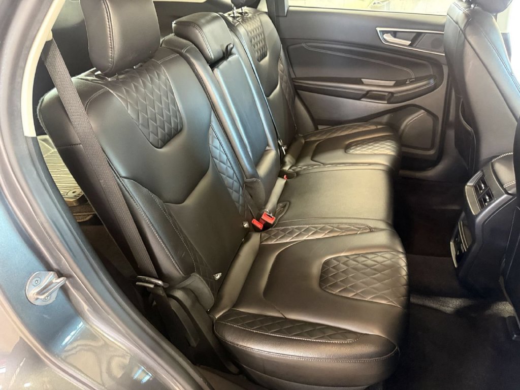 Used 2023 Ford Edge Titanium w/ Cold Weather Package AWD/4WD image 30