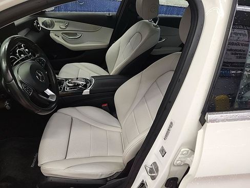 Used 2016 Mercedes-Benz C 300 4MATIC Sedan image 13
