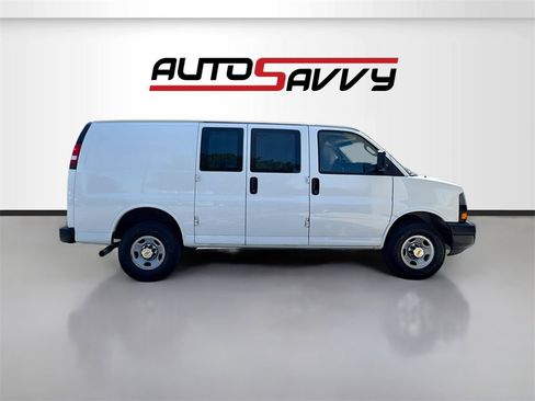 Used 2023 Chevrolet Express 2500 Work Van w/ Driver Convenience Package image 8