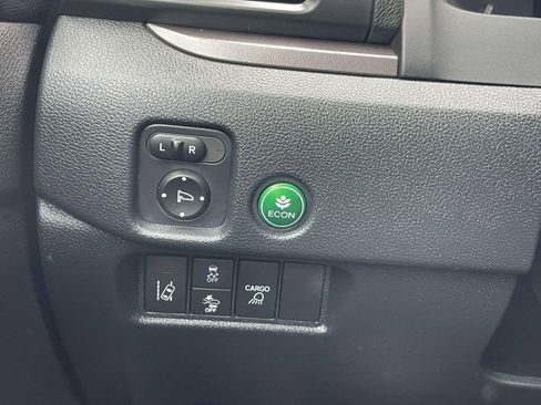 Used 2023 Honda Ridgeline Sport image 21