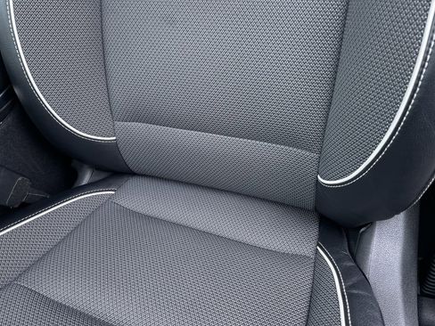 Used 2022 Kia Niro EX w/ Cold Weather Package image 19