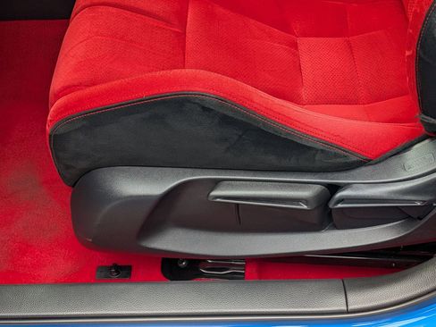 Used 2025 Honda Civic Type R image 12