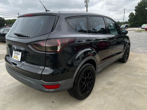 Used 2015 Ford Escape S FWD image 6