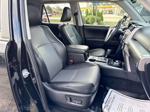 Used 2021 Toyota 4Runner SR5 Premium w/ Moonroof Package AWD/4WD image 25