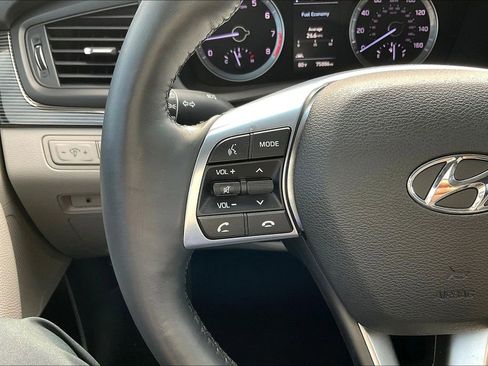 Used 2018 Hyundai Sonata Limited FWD image 11