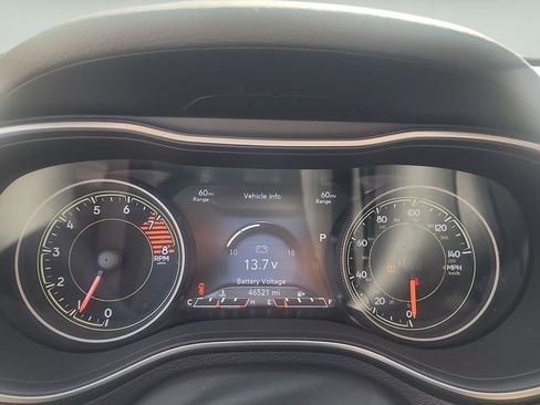 Used 2021 Jeep Cherokee Trailhawk w/ Technology Group AWD/4WD image 10