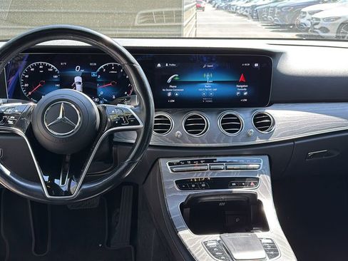 Used 2021 Mercedes-Benz E 350 4MATIC Sedan image 24