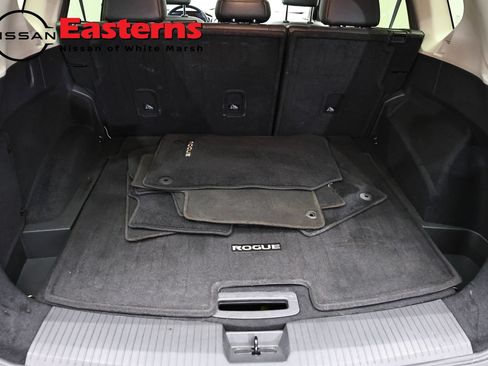 Used 2023 Nissan Rogue SV w/ SV Premium B Package AWD/4WD image 9