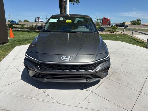 New 2026 Hyundai Elantra Sport FWD image 8