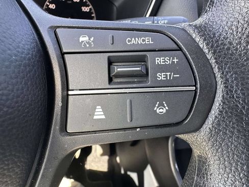 Used 2025 Honda CR-V LX image 17