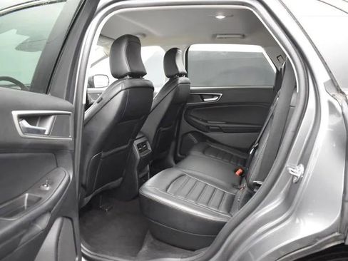 Used 2024 Ford Edge SEL AWD/4WD image 15