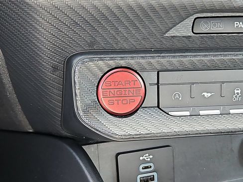Used 2024 Ford Mustang Coupe RWD image 22