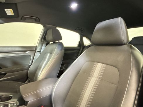 Used 2022 Honda Civic Sport image 22