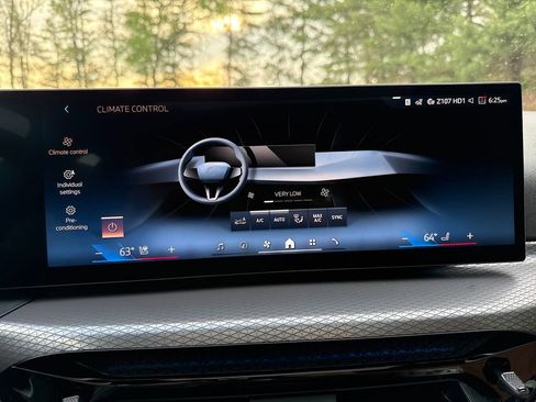New 2026 BMW i4 xDrive40i w/ Premium Package AWD/4WD image 19