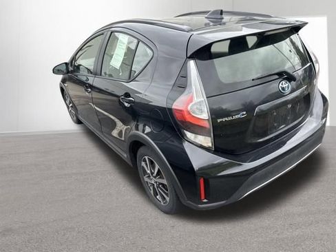 Used 2018 Toyota Prius C Three FWD image 12