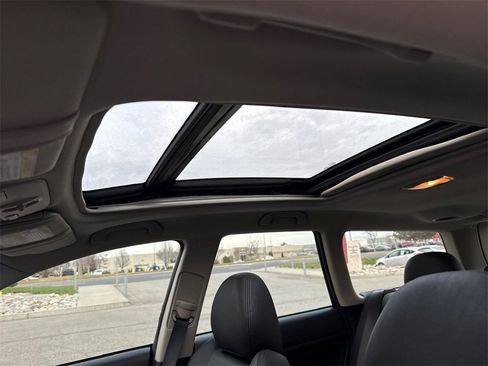 Used 2005 Subaru Legacy 2.5GT Limited image 13