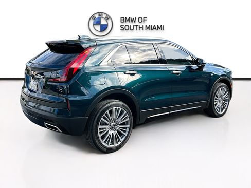 Used 2025 Cadillac XT4 Premium Luxury image 7