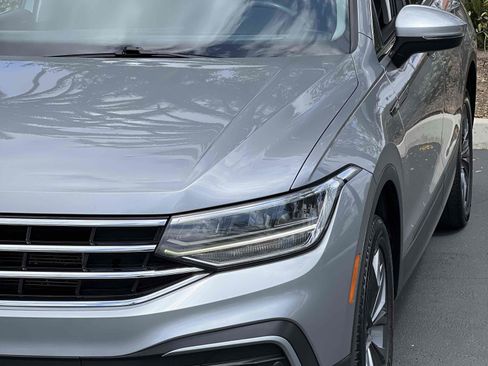 Used 2023 Volkswagen Tiguan SE FWD image 39