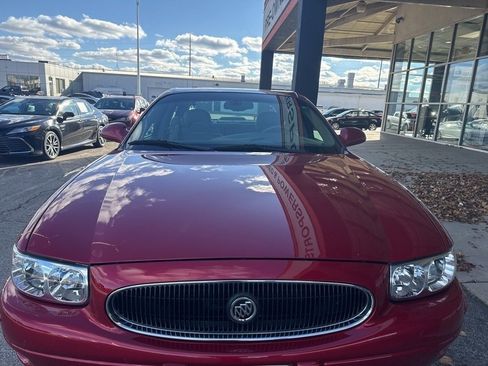 Used 2003 Buick Le Sabre Limited w/ Celebration Edition Package image 3