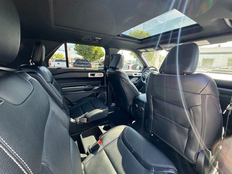 Used 2020 Ford Explorer ST w/ ST Street Pack AWD/4WD image 42