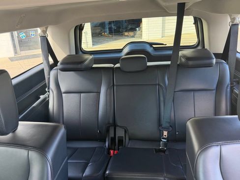 Used 2024 Ford Expedition Max XLT AWD/4WD image 24