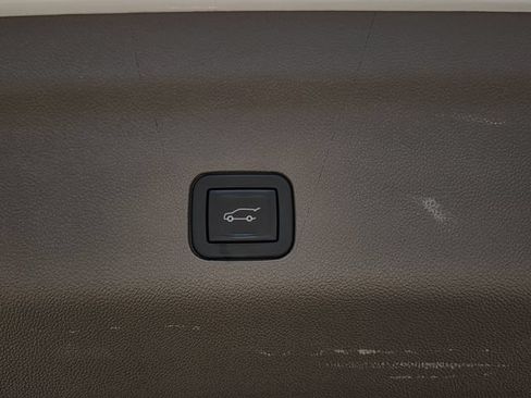 Used 2021 GMC Yukon XL Denali w/ Denali Ultimate Package AWD/4WD image 26