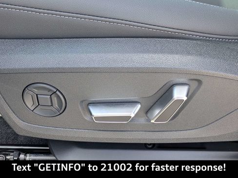 New 2026 Audi Q3 quattro 2.0T AWD/4WD image 20