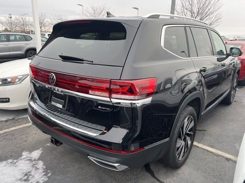 New 2026 Volkswagen Atlas SEL image 4