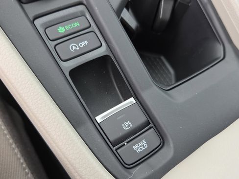 New 2025 Honda Accord SE image 12