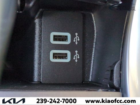 Used 2018 Ford Edge Titanium w/ Equipment Group 301A image 24