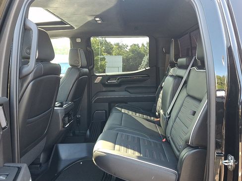 Used 2022 GMC Sierra 1500 AT4X AWD/4WD image 12