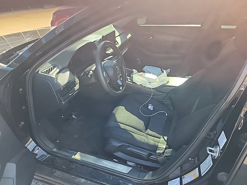 Used 2023 Honda Accord LX image 9