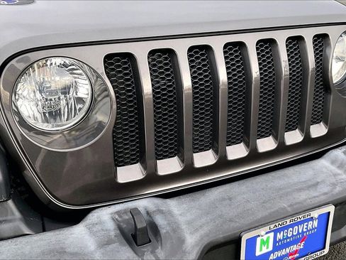 Used 2019 Jeep Wrangler Unlimited Sport S image 33