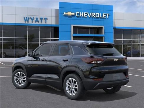 New 2026 Chevrolet TrailBlazer LS AWD/4WD image 3