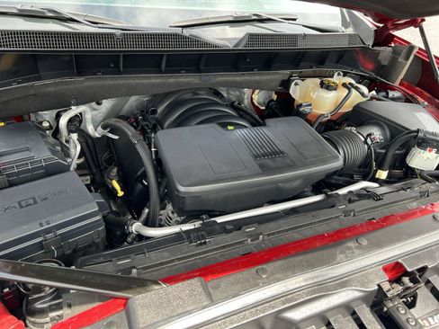 Used 2022 Chevrolet Silverado 1500 LTZ w/ LTZ Convenience Package II AWD/4WD image 27