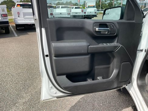 Used 2022 GMC Sierra 1500 Pro w/ Pro Value Package image 11