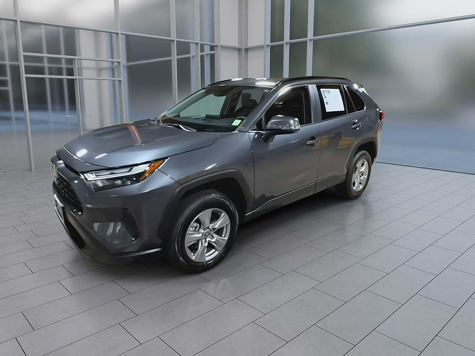 Certified 2025 Toyota RAV4 XLE AWD/4WD image 4