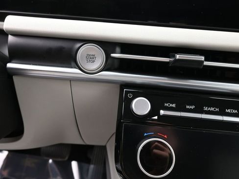 Certified 2025 Hyundai Tucson SEL FWD image 28